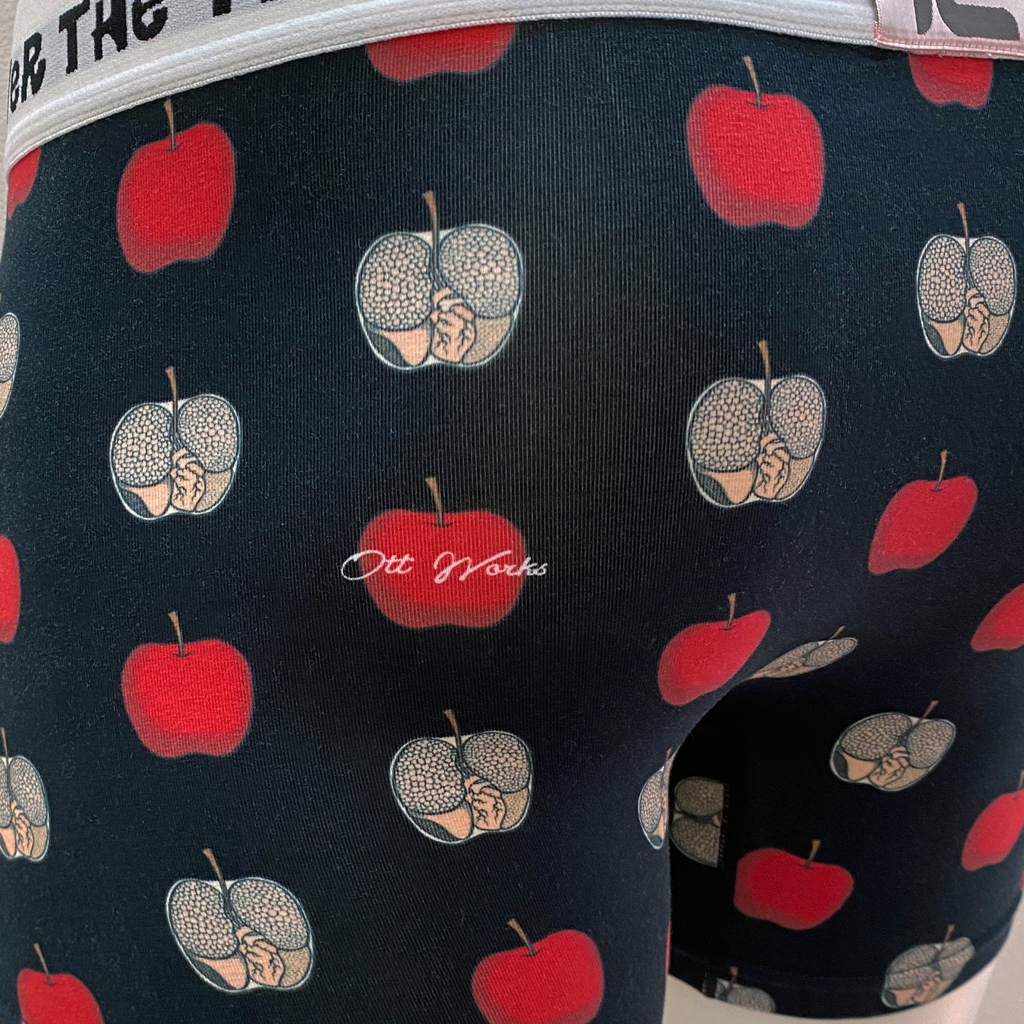 APPLE&ORANGE PIMOUE Collaboration(19-02)