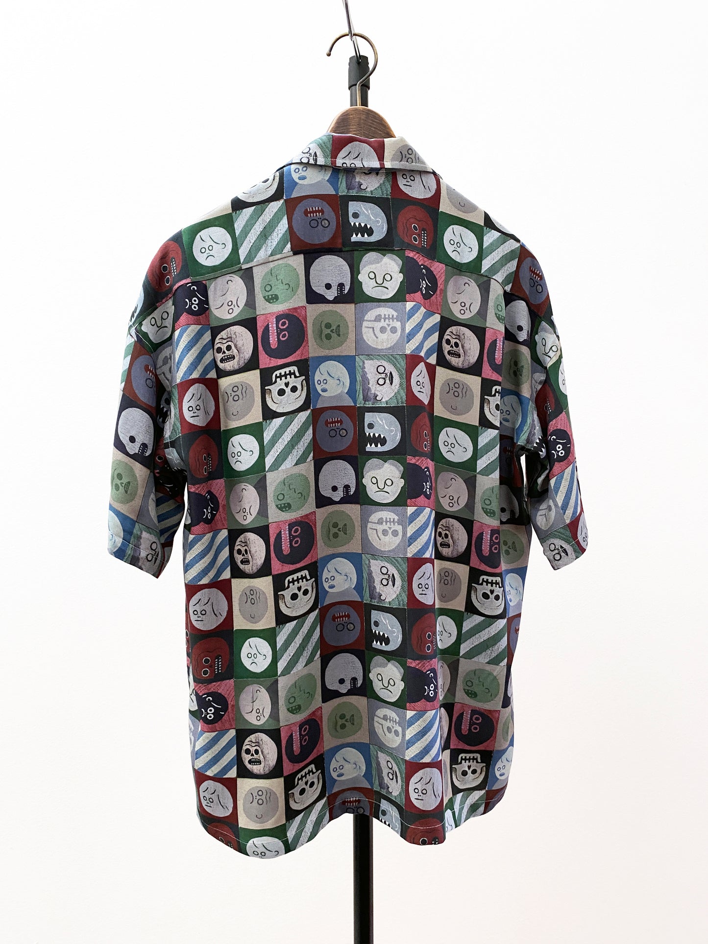 OTT23-01a Kill the kettle COLLABORATION INKJET PRINT RAYON100%FABLIC H/S SHIRTS