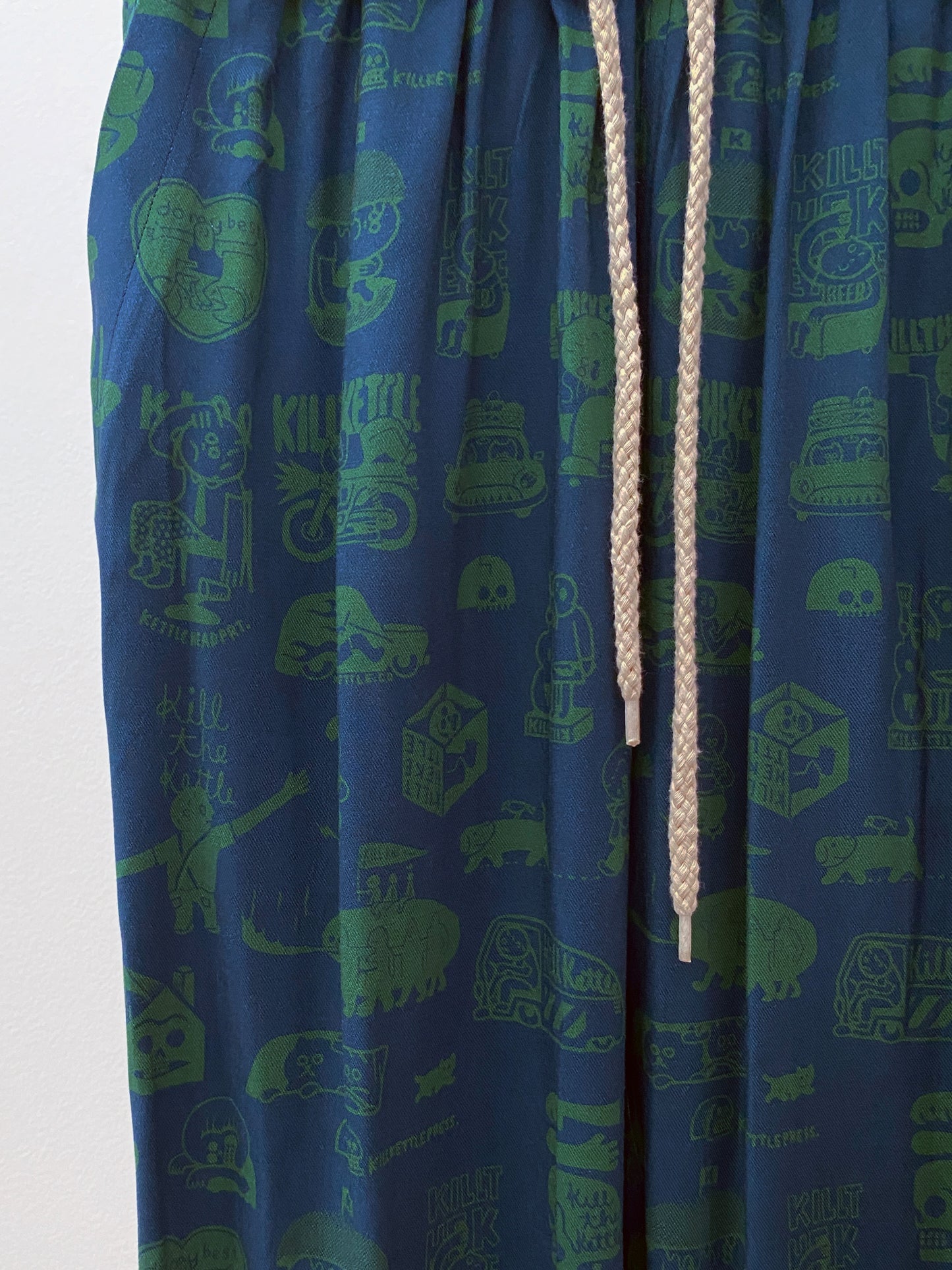 OTT23-02b Kill the kettle COLLABORATION INKJET PRINT RAYON100%FABLIC PANTS