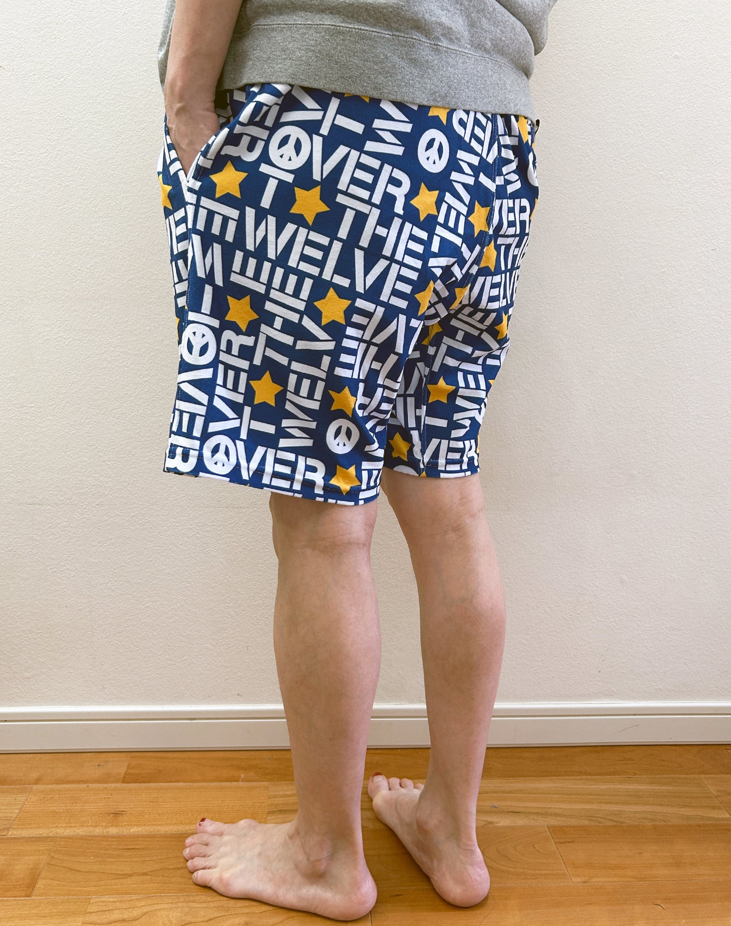 OVER THE TWELVE LOGO (SW14-04)