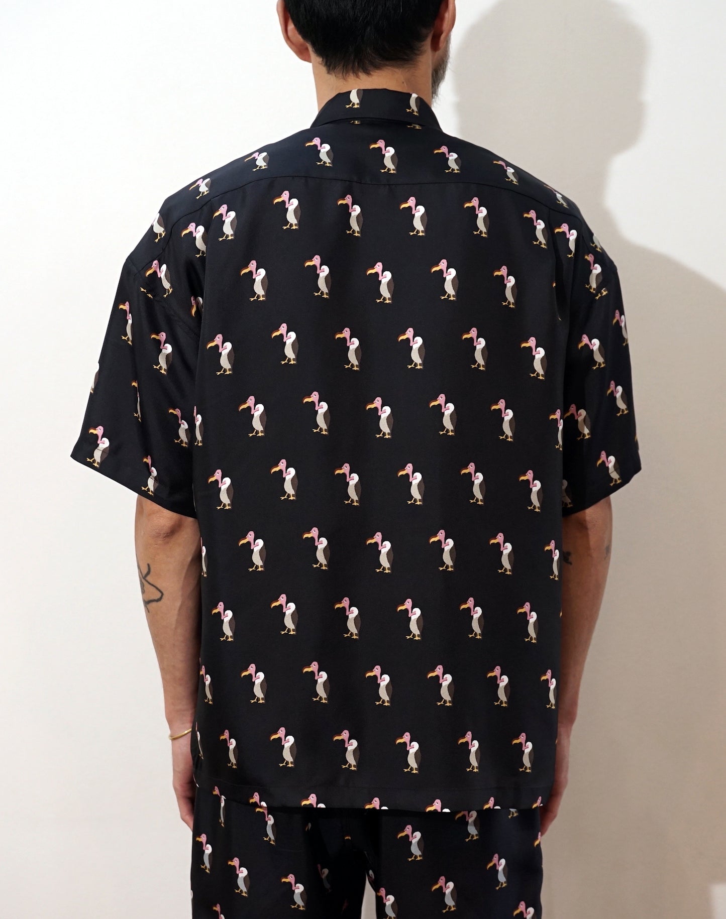 OTT21-03a HAGETAKA INKJET PRINT SILK100% H/S SHIRTS (BLK)