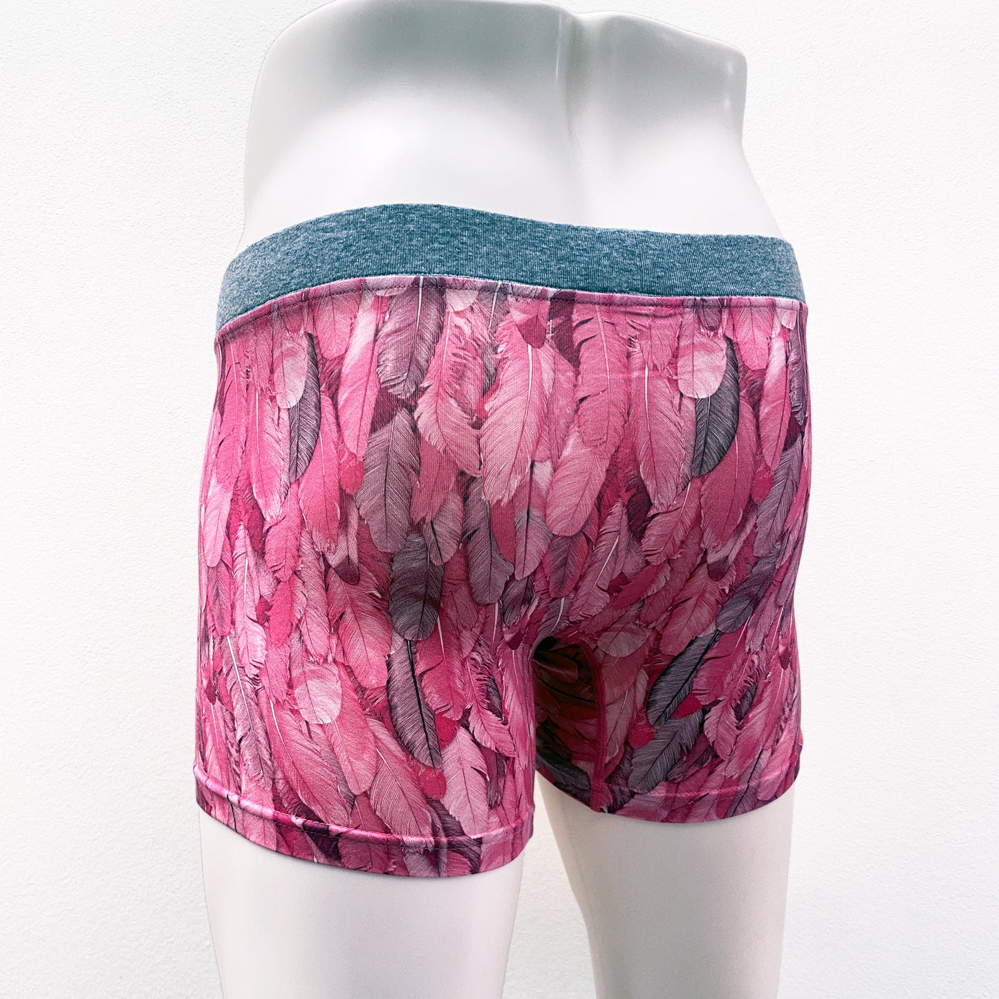 16-24 FEATHERS Inkjet print BOXER