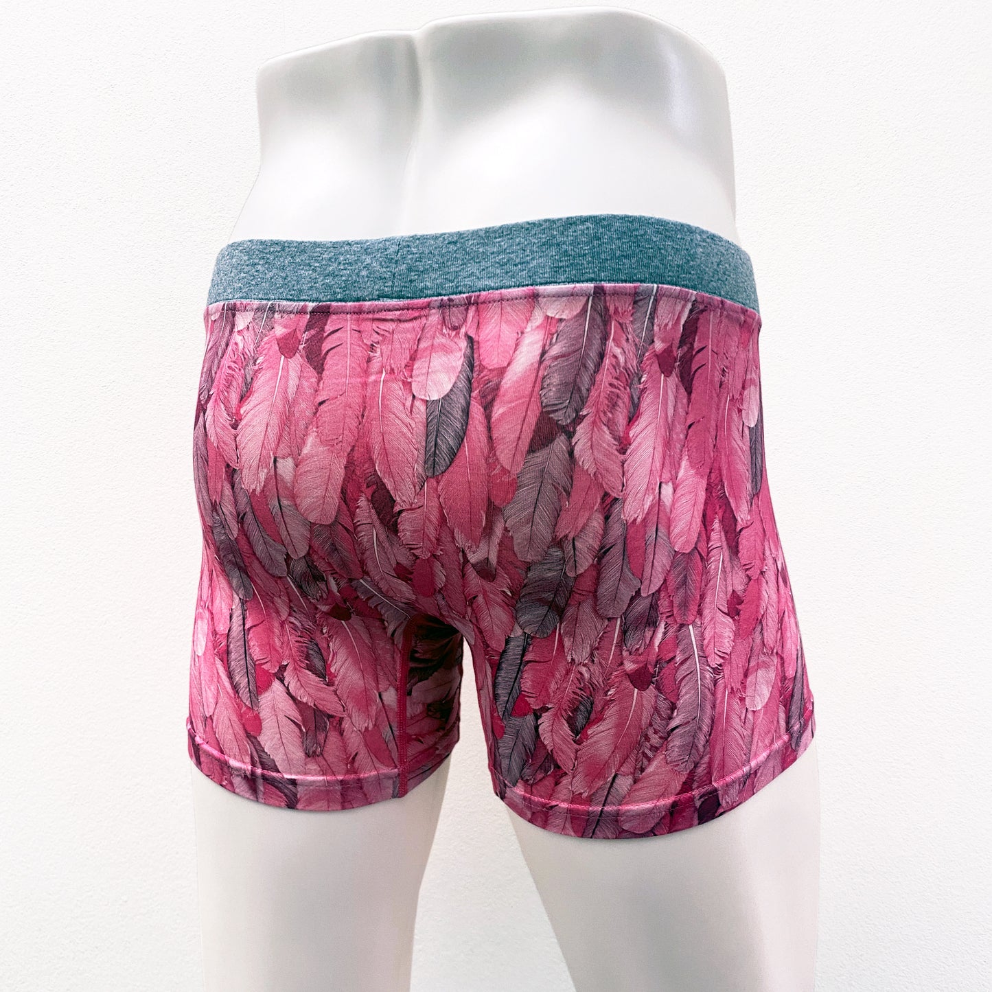 16-24 FEATHERS Inkjet print BOXER