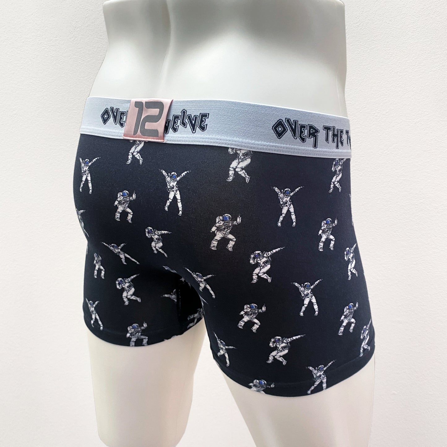 21-23b Dancing in the Space  navy Inkjet print BOXER