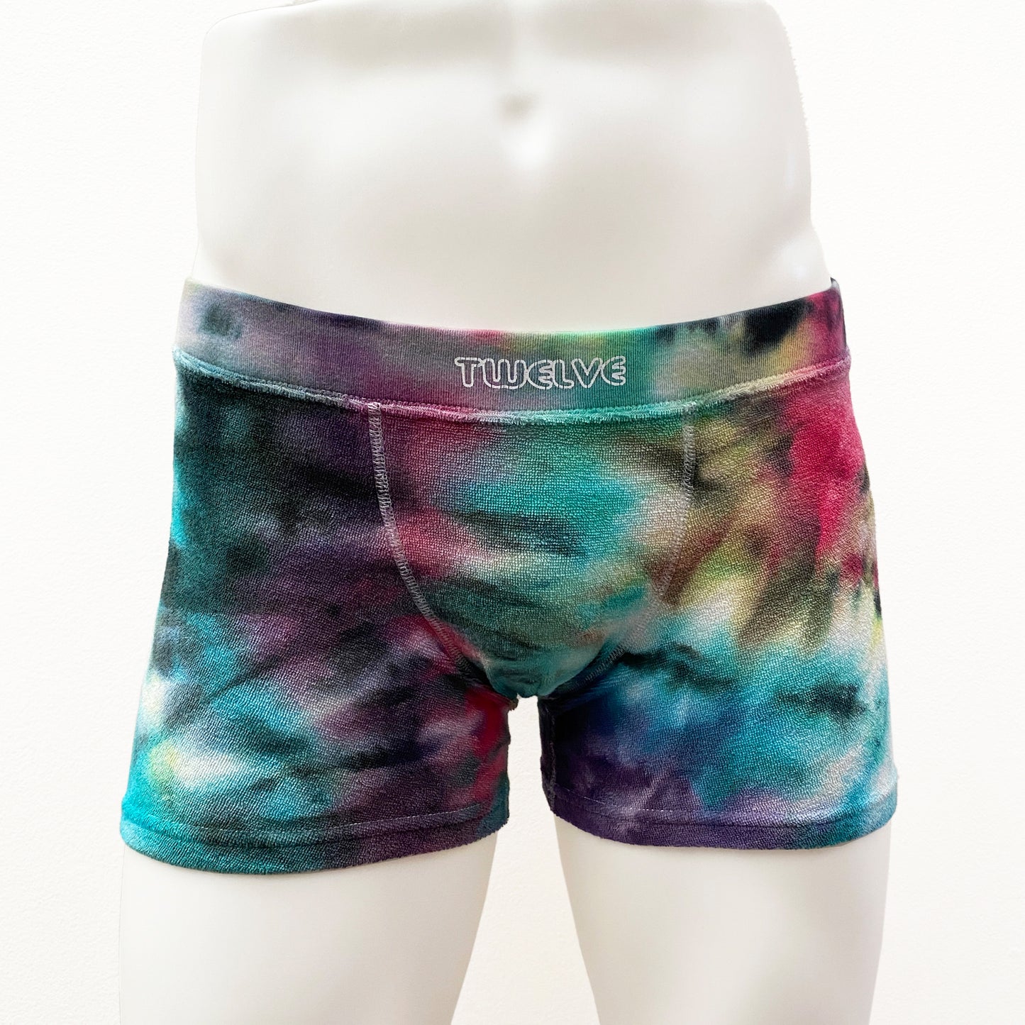 24-07a PEACE Wappen Tie Dye Stretch Pile BOXER