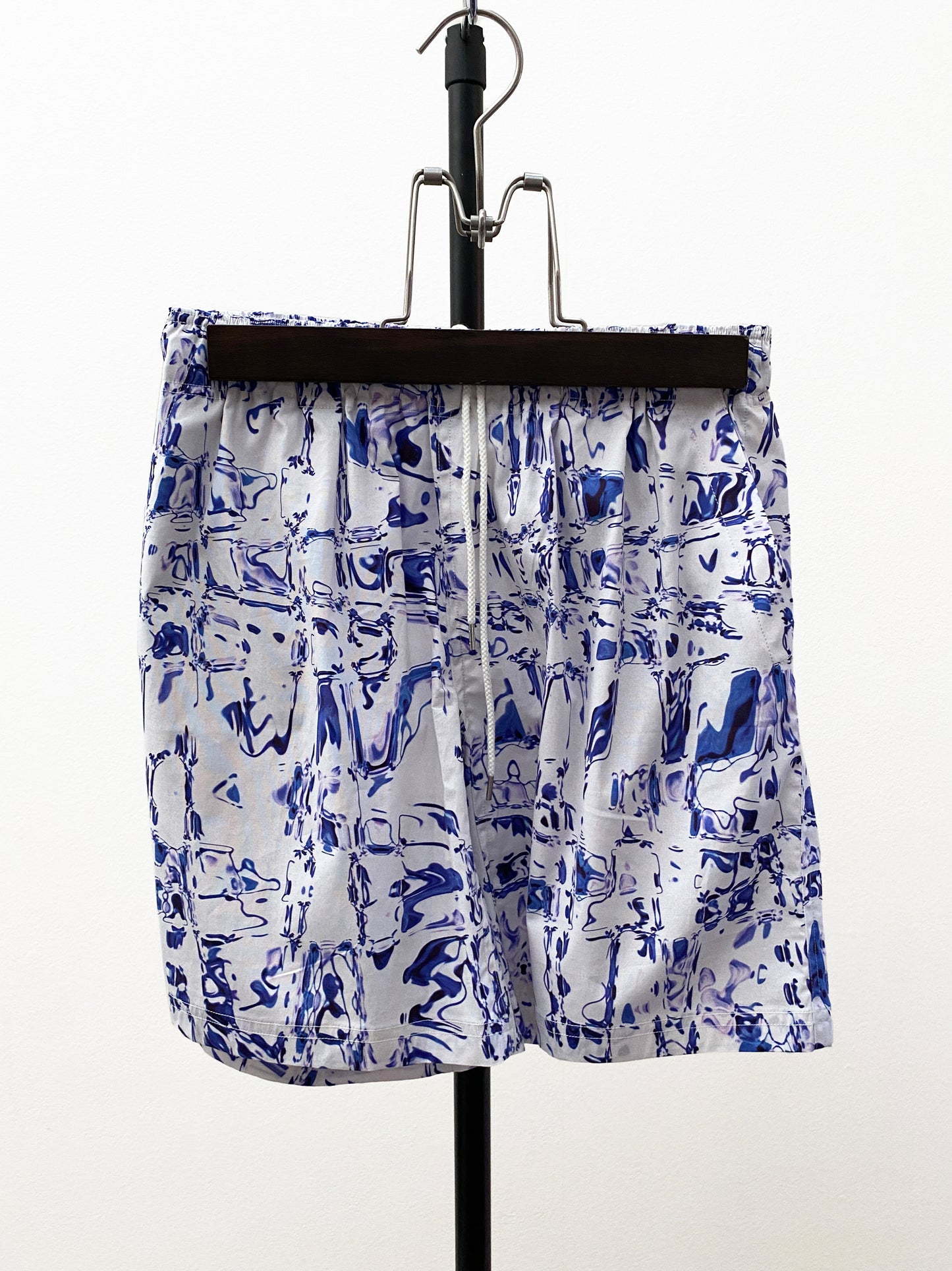 OTT23-10 FLOWER EFFECT INKJET PRINT COTTON STRETCH SHORTS