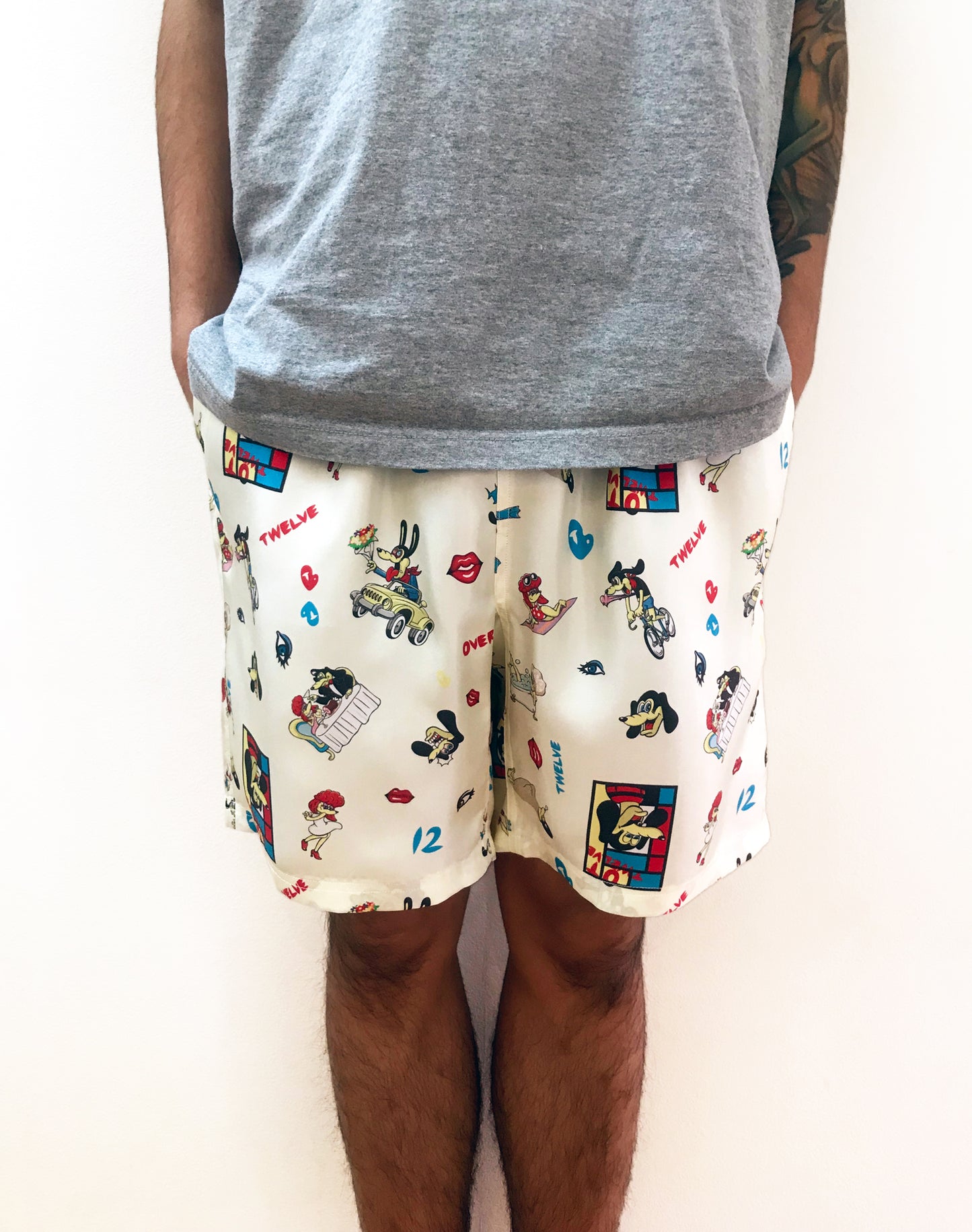 OTT18-12 SILK100%INKJET 50's STYLE DOG PRINT SHORTS