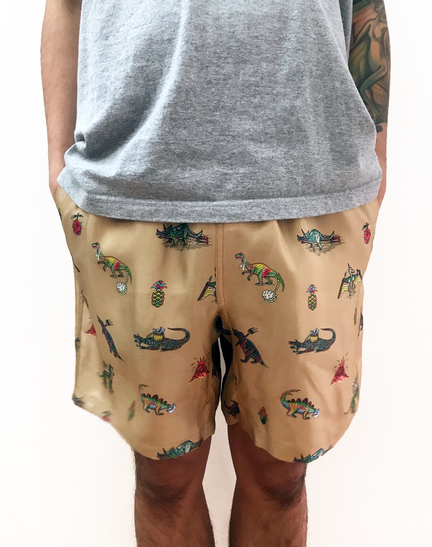 OTT18-15 SILK100%INKJET Working Dinosaurs PRINT SHORTS