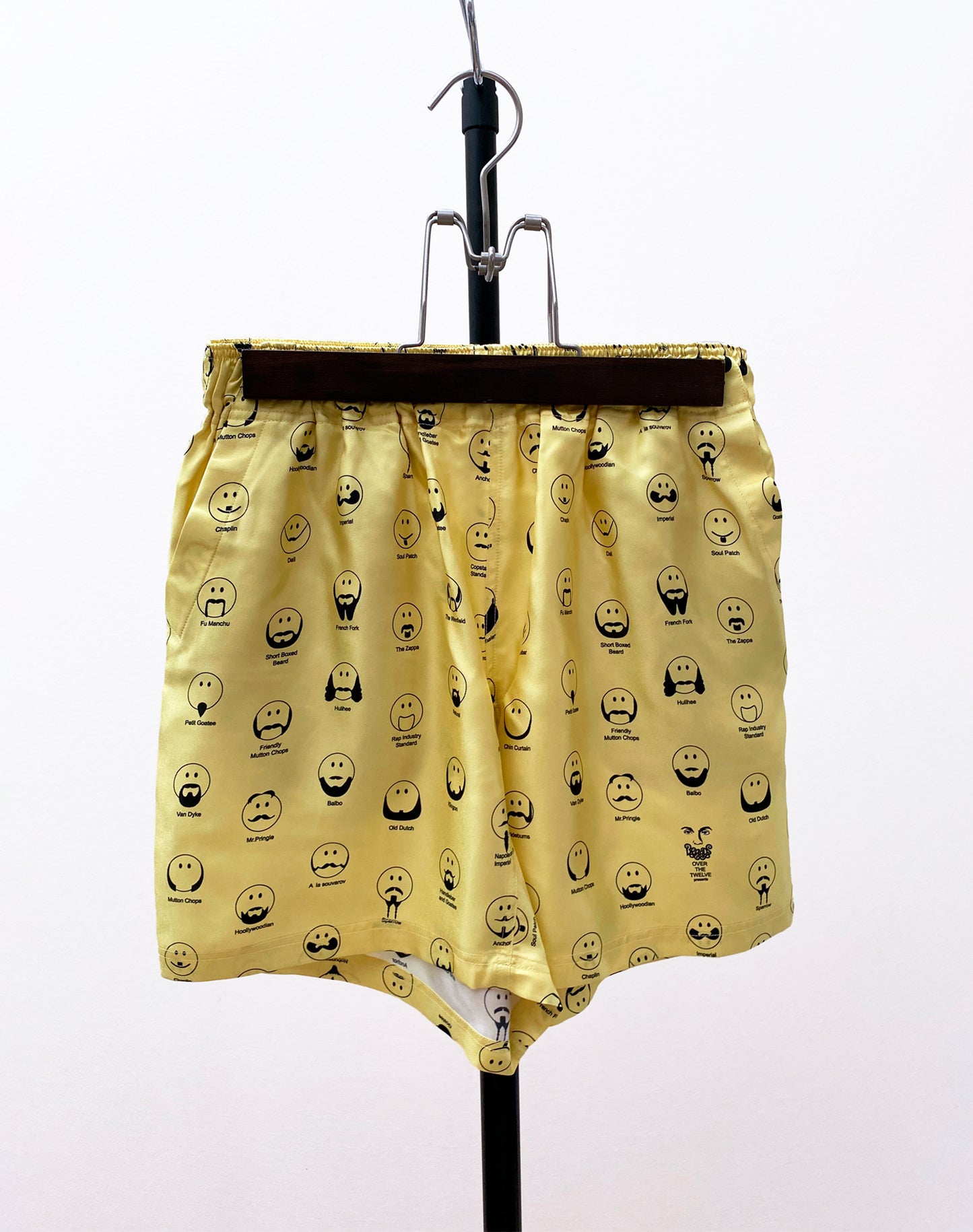 OTT20-14a SILK INKJET BEARDS SMILE PRINT SHORTS