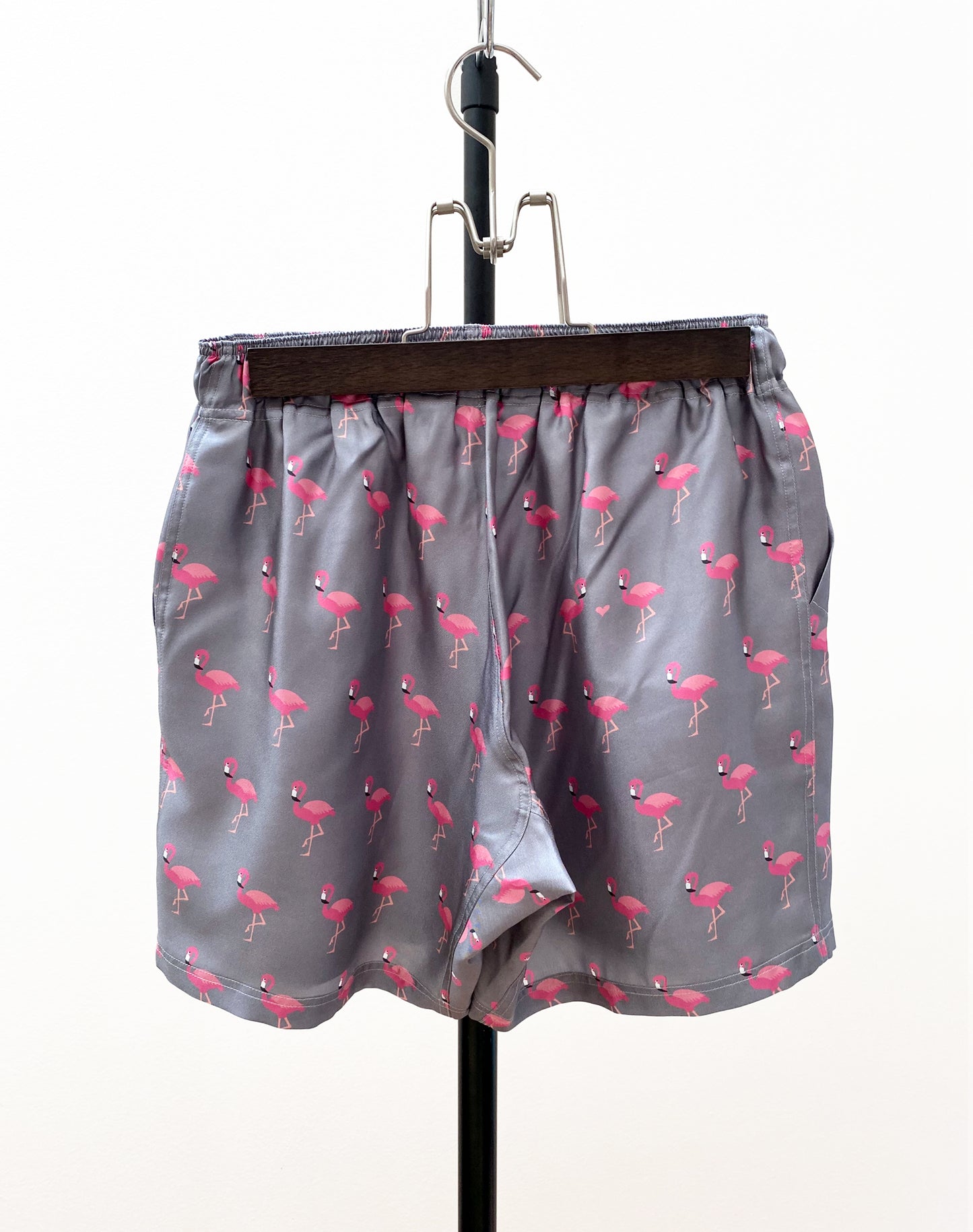 OTT20-17b SILK INKJET PINK FLAMINGO PRINT SHORTS GRY