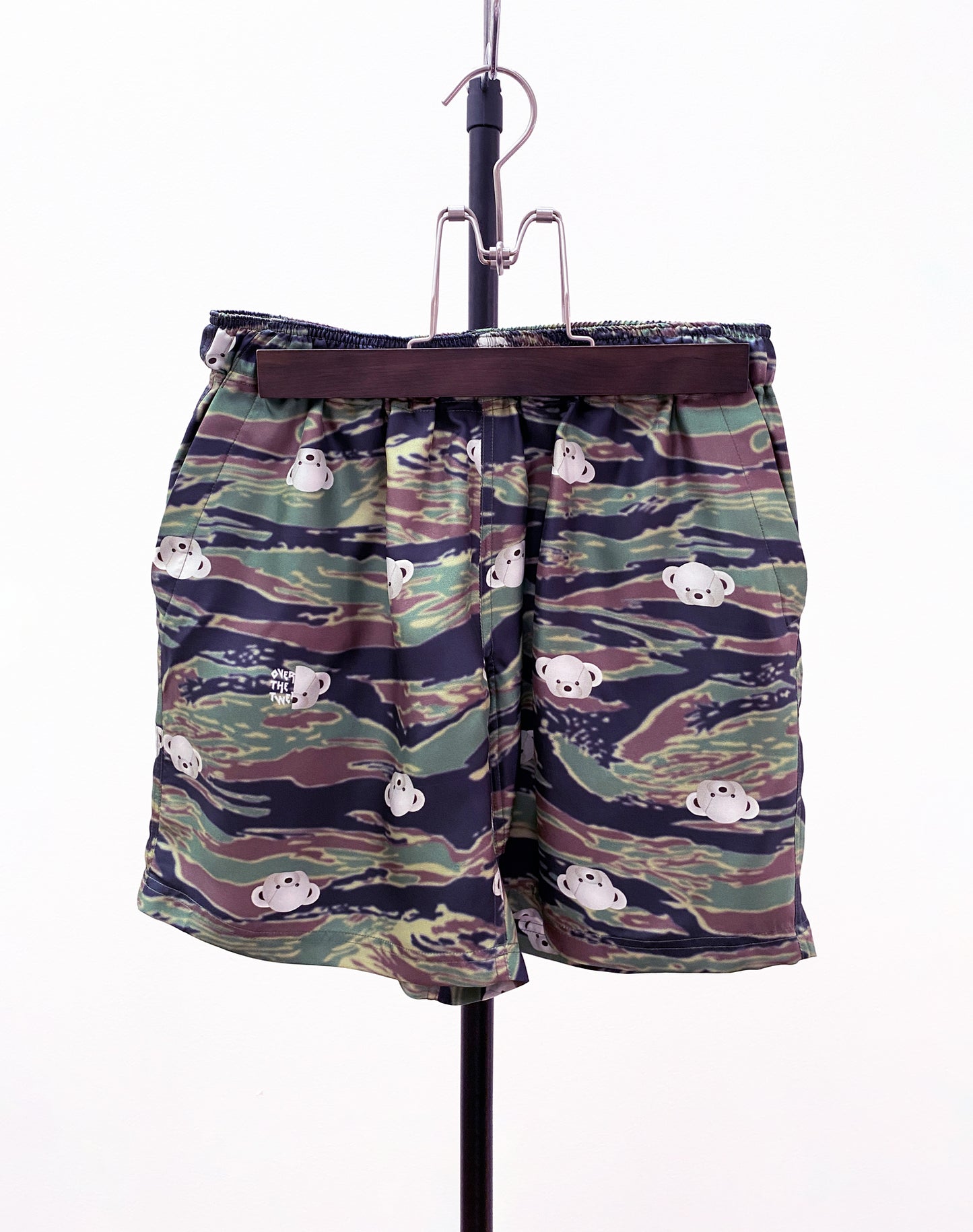 OTT21-16 TYGERCAMO BEAR INKJET PRINT SILK100% SHORTS