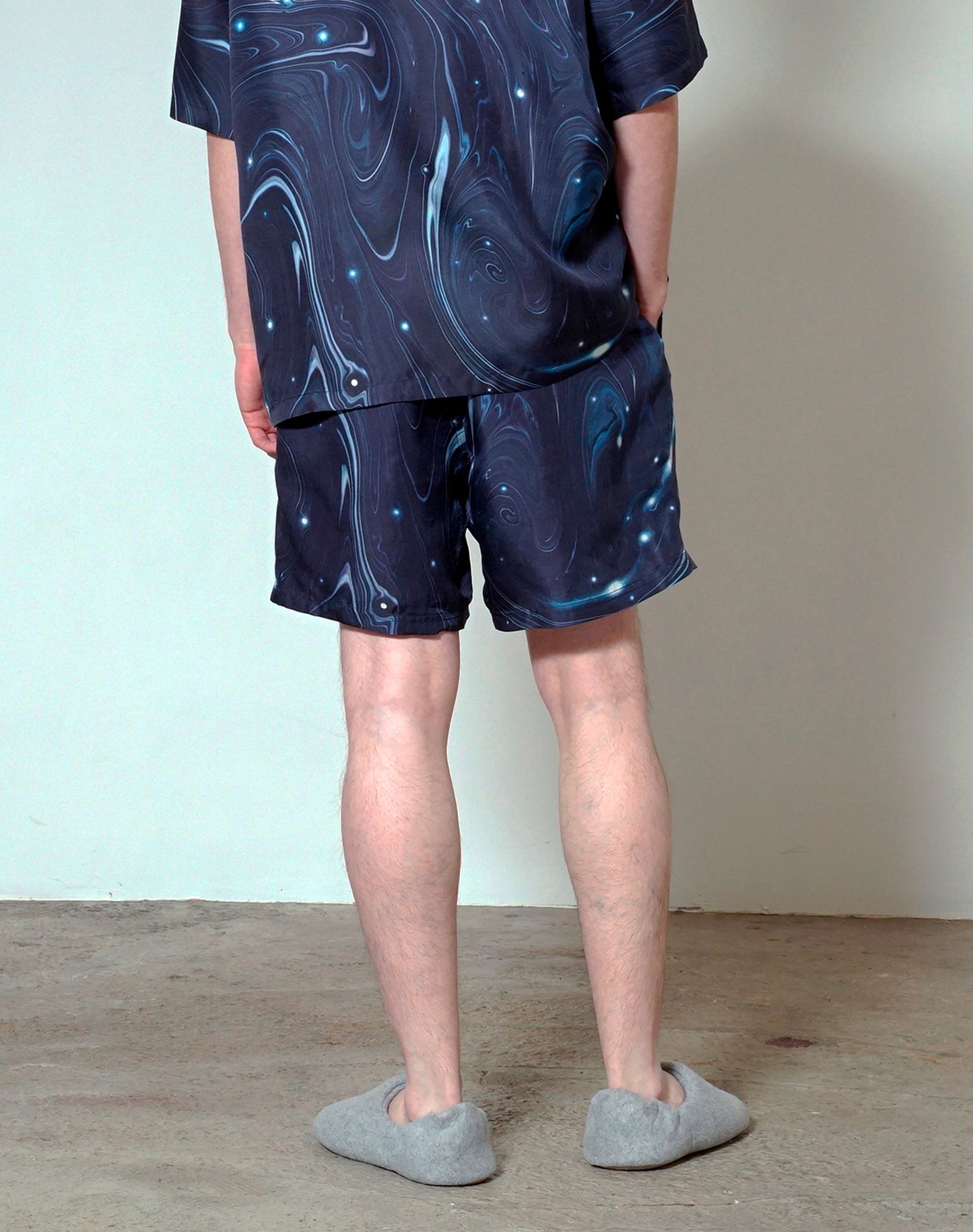 OTT22-08 NAVY MABLE INKJET PRINT SILK100% SHORTS